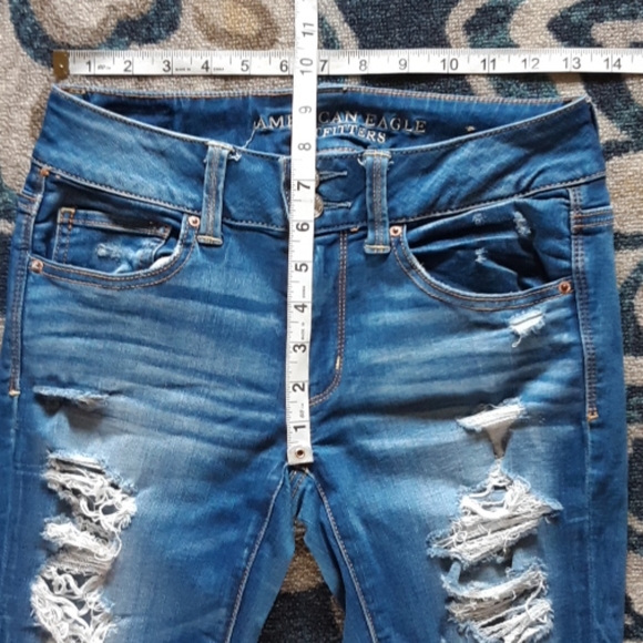 American eagle artist crop distressed jeans sz 4 - Picture 7 of 7